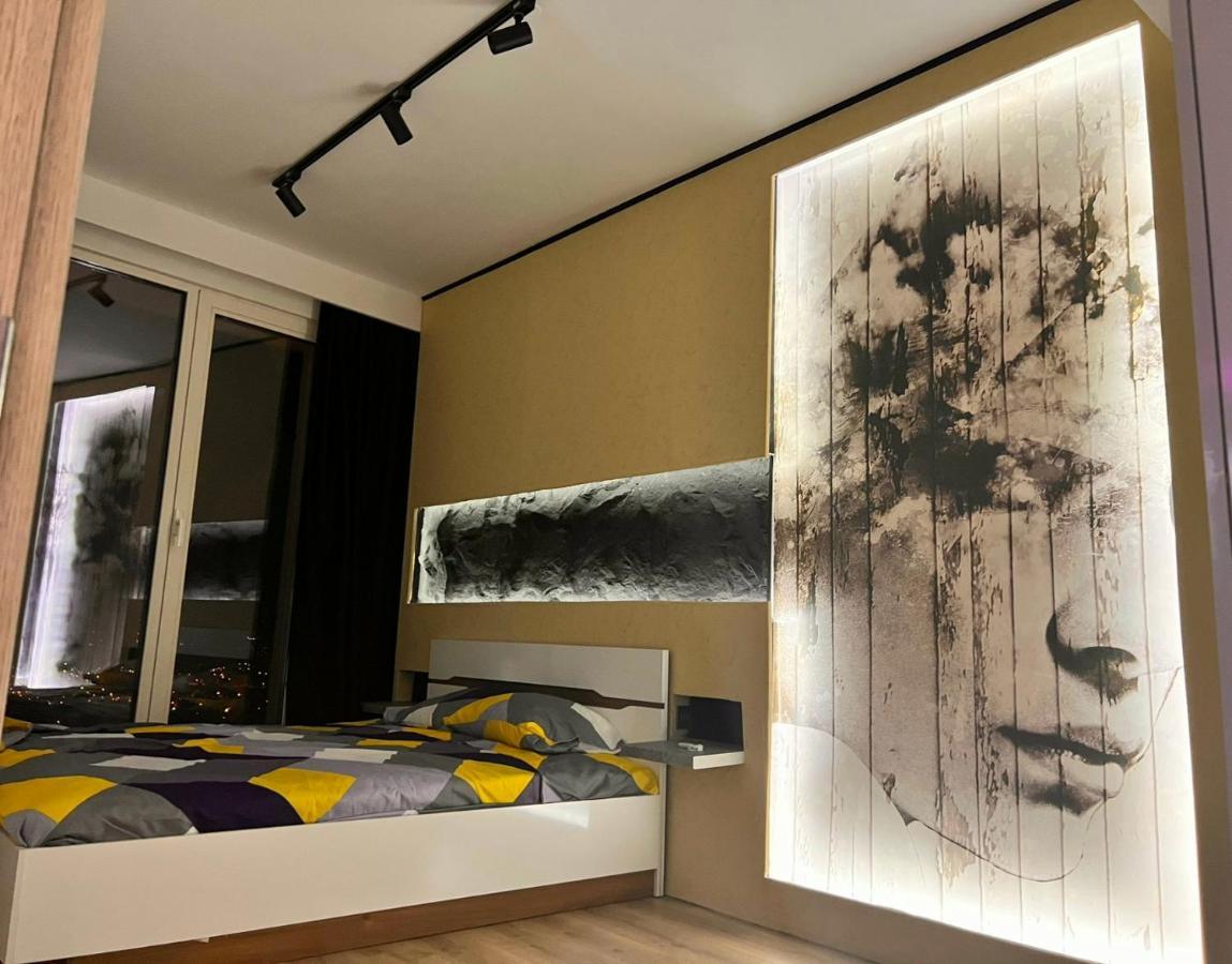 Alfred Sky Smart Apartment 29Th Spa Included Skopje Ngoại thất bức ảnh