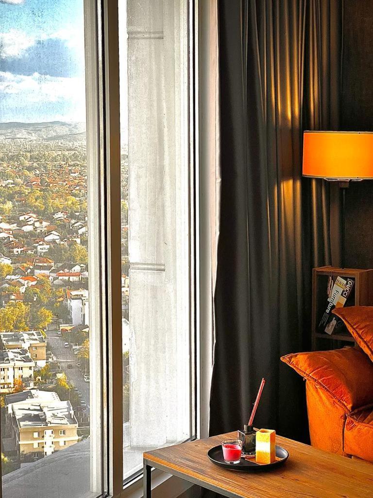 Alfred Sky Smart Apartment 29Th Spa Included Skopje Ngoại thất bức ảnh